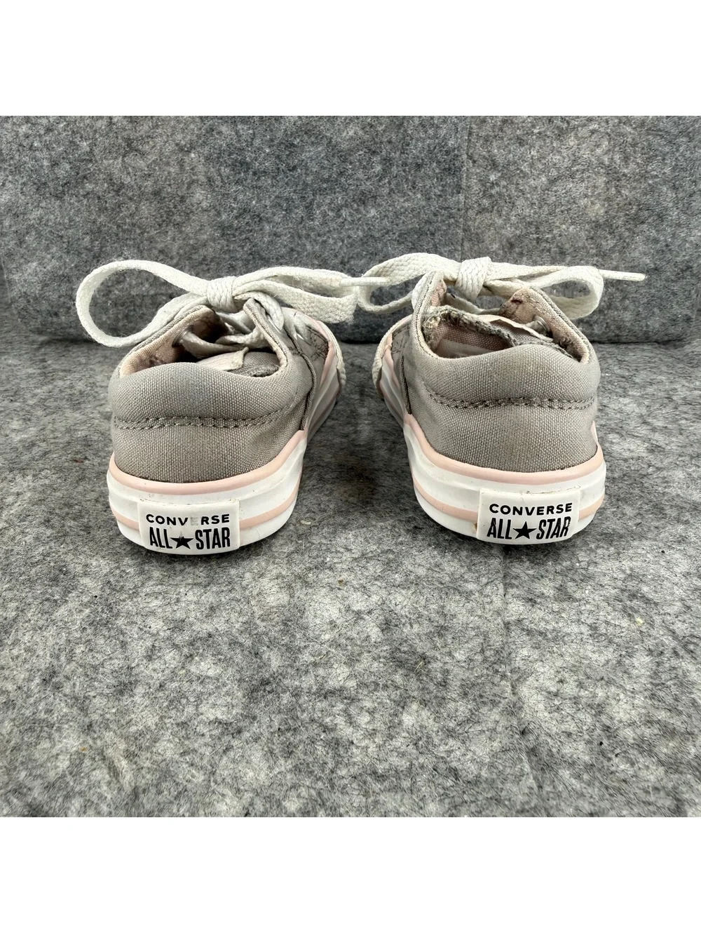 Converse Chuck Taylor All Star Sneakers Shoes Gray Pink Toddler Girl Size 5 655